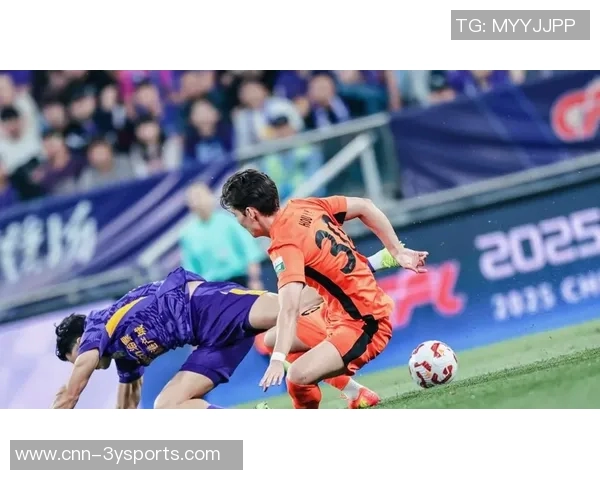 后场防守失误致命奥斯卡助攻侯永永头球破门泰山队暂时落后玉昆队 后场防守失误致命奥斯卡助攻侯永永头球破门泰山队暂时落后玉昆队