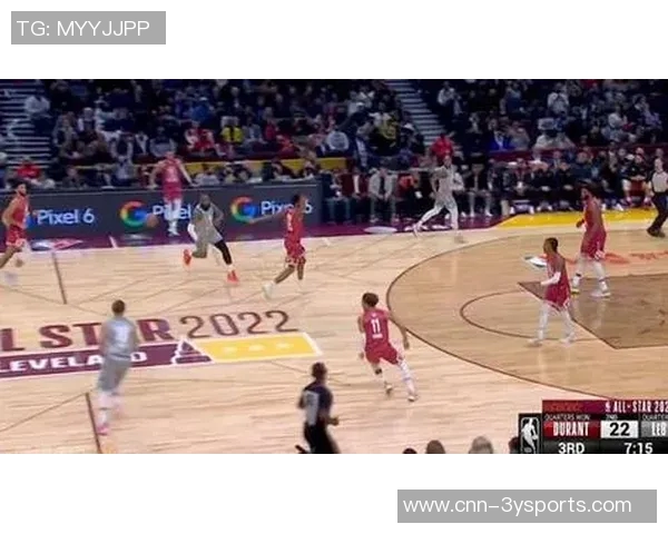 库里弧顶接球失去重心却依然精准命中布朗尼面前三分球 库里弧顶接球失去重心却依然精准命中布朗尼面前三分球