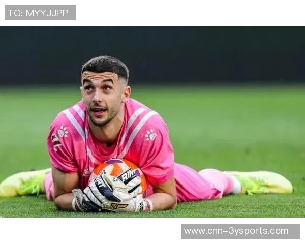 霍安加西亚复出表现出色助巴萨零封展现国家队征召实力 霍安加西亚复出表现出色助巴萨零封展现国家队征召实力